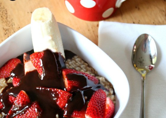 Banana Split Oatmeal via Nest of Posies