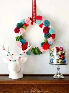 Pom Pom and Posie Wreath and the #HolidayIdeaExchange Party