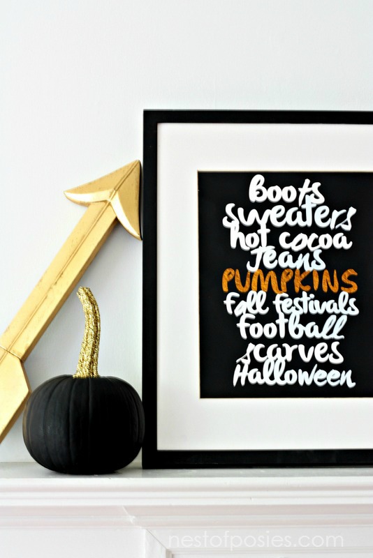 Favorite Fall Things Printable. FREE Printable download in 8x10 or 11x14 to use in your own home
