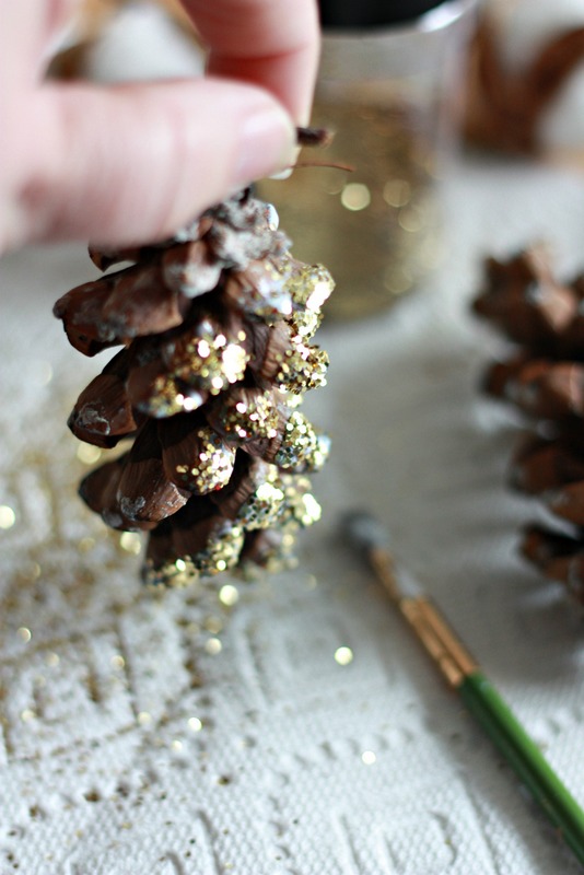 How to Glitter Dip Pinecones for Ornaments
