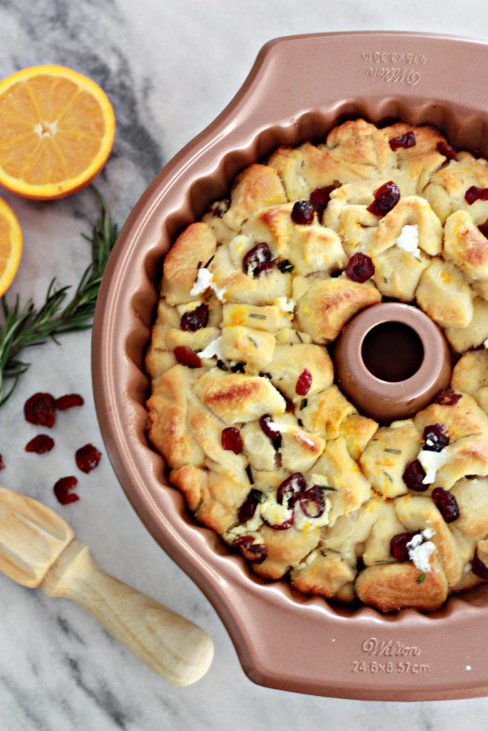 orange-cranberry-and-goat-cheese-pull-apart-bread