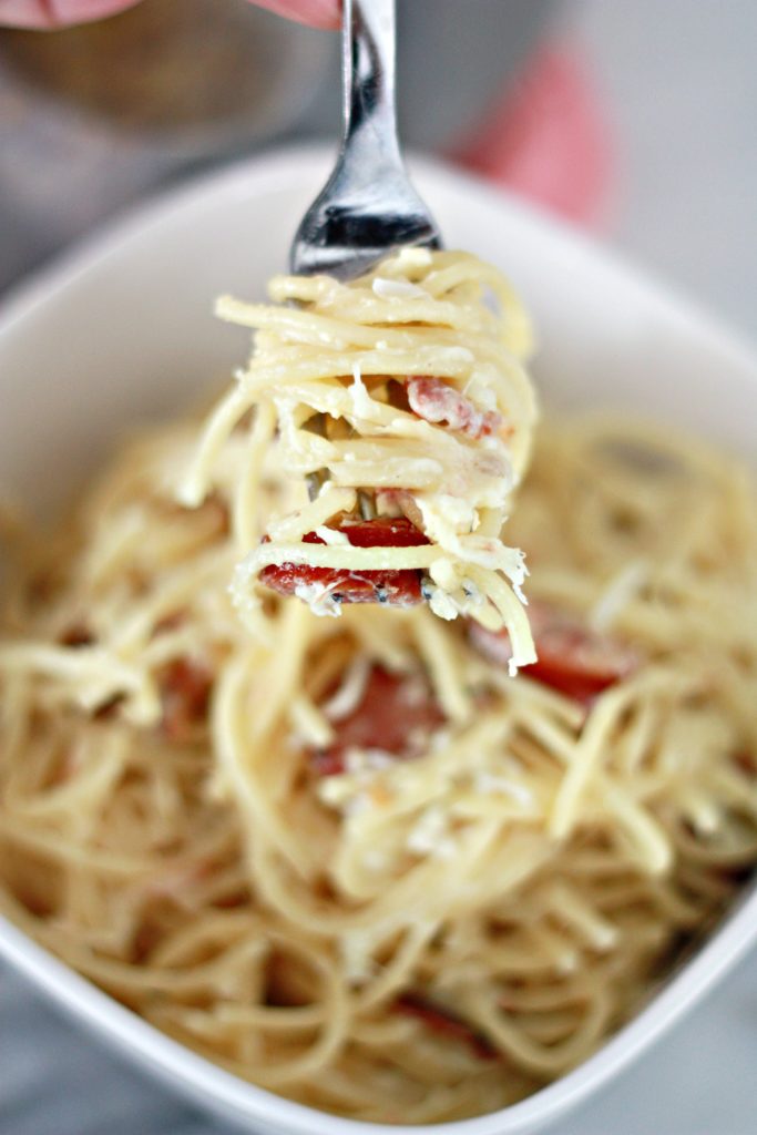 Cheesy Garlic Sausage and Bacon Carbonara