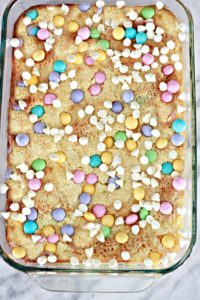 M&M’S White Chocolate Easter Lemon Gooey Bars