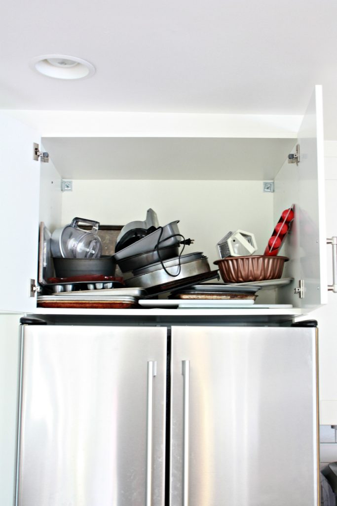 Bakeware Storage Organization Ideas