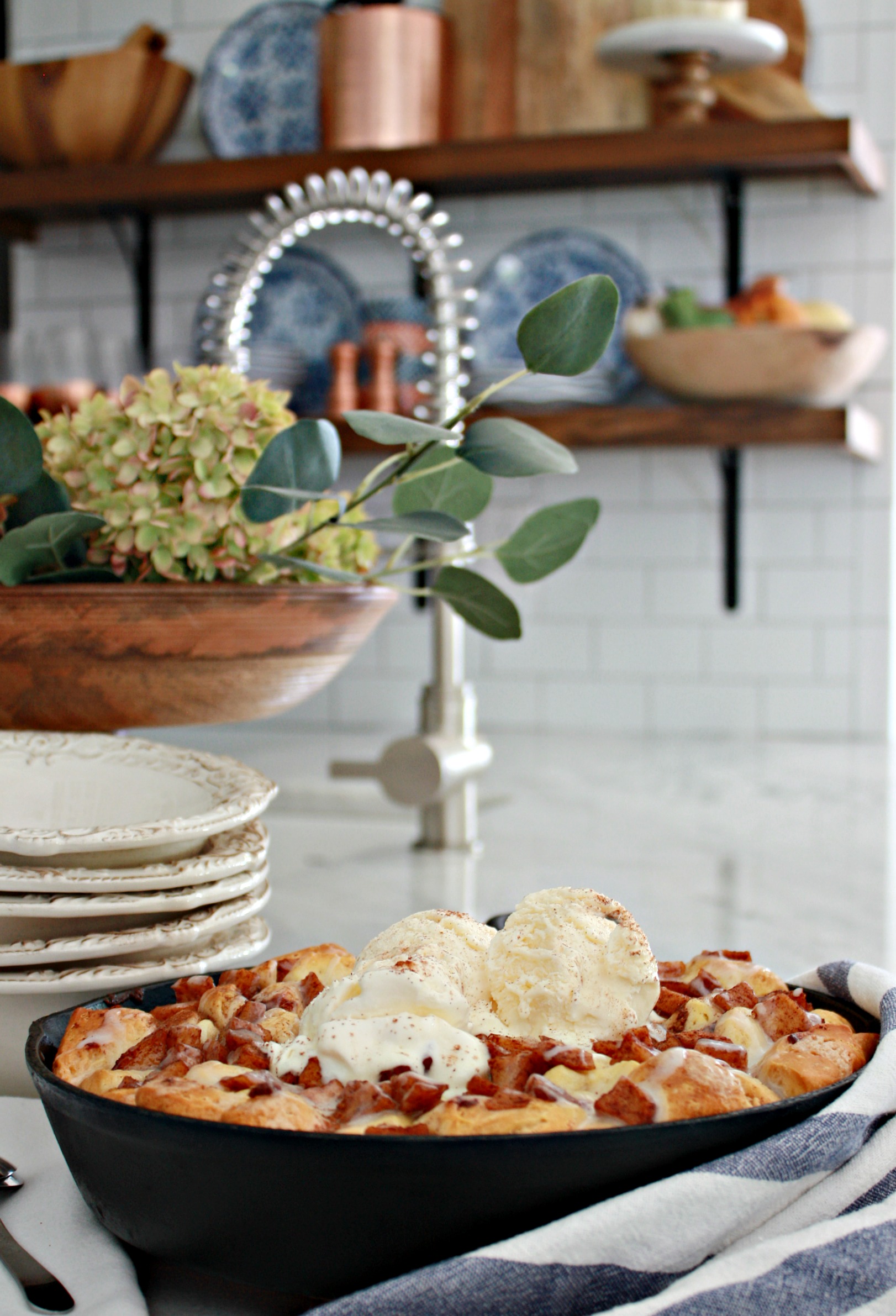 Apple Fritter Skillet Bake