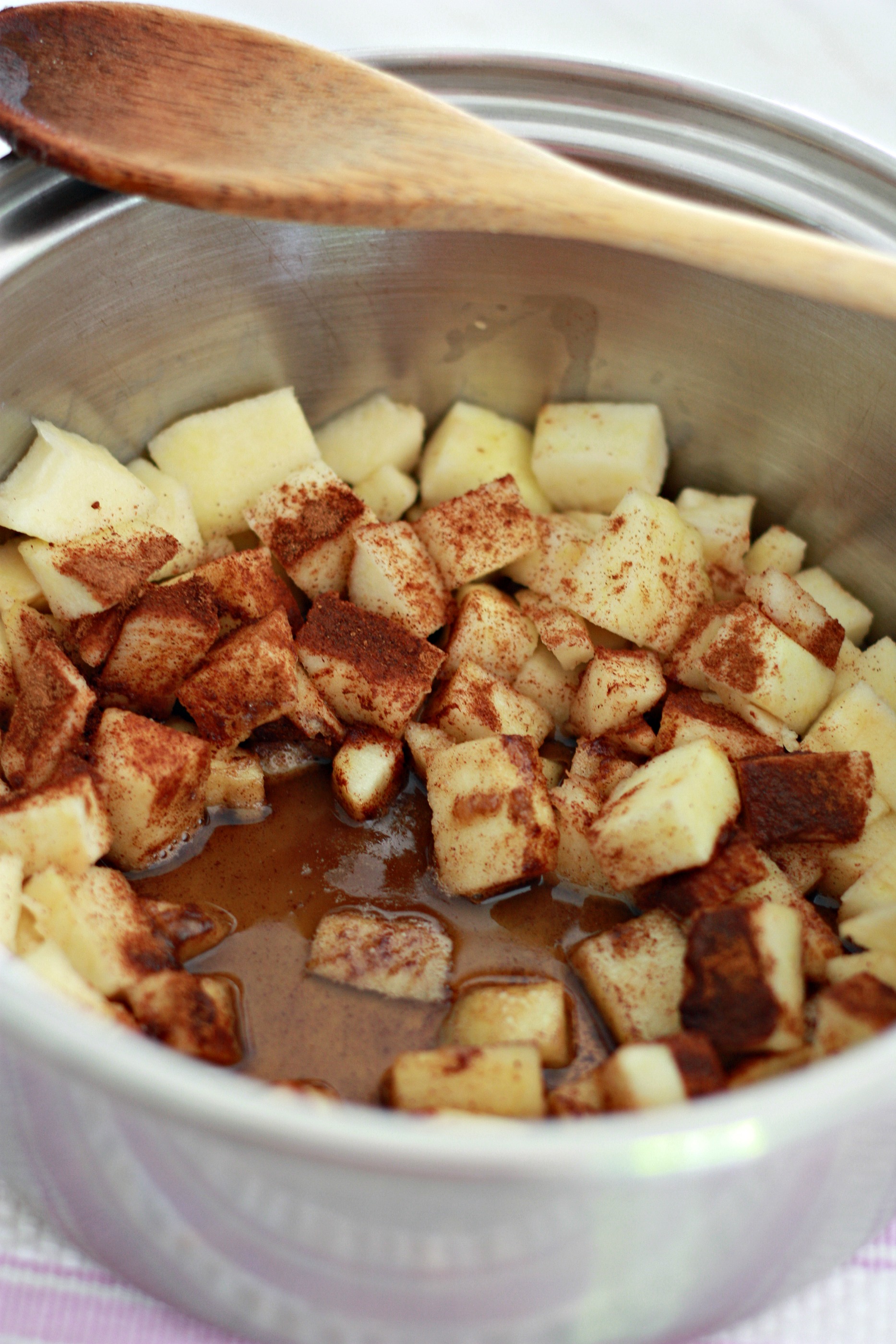 Apple Fritter Skillet Bake