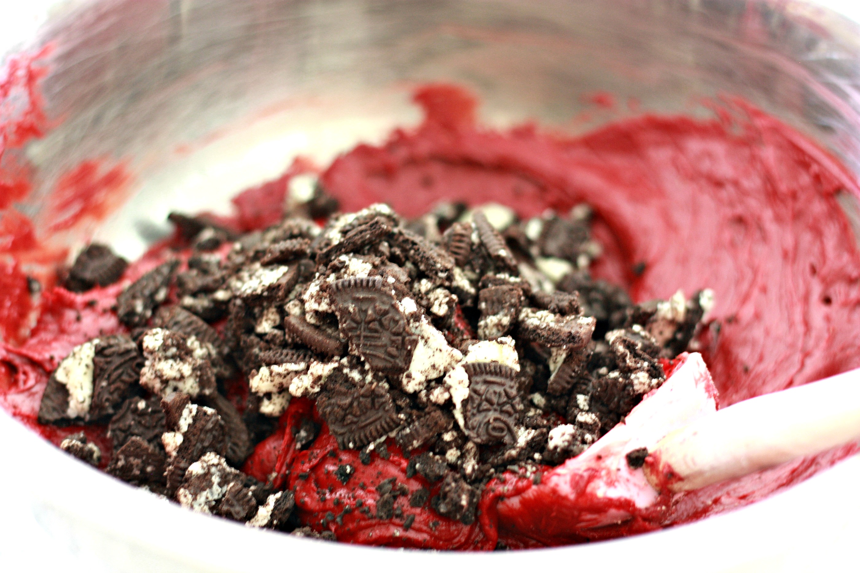 Red Velvet Oreo Cheesecake Cookies