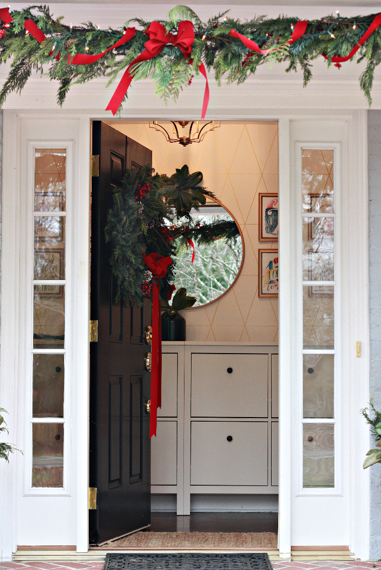 How to Decorate Christmas Window Boxes and Outdoor Garland