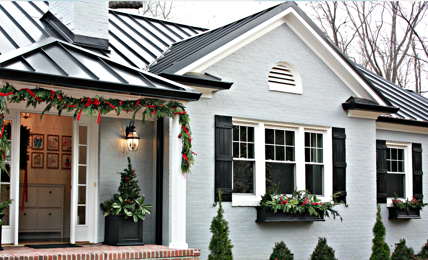 How to Decorate Christmas Window Boxes and Outdoor Garland