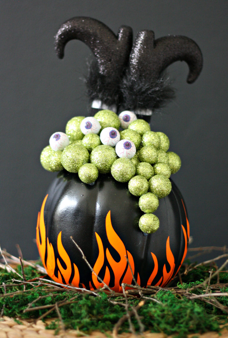Witches Cauldron Pumpkin Nest Of Posies witches-cauldron-pumpkin-nest-of-posies