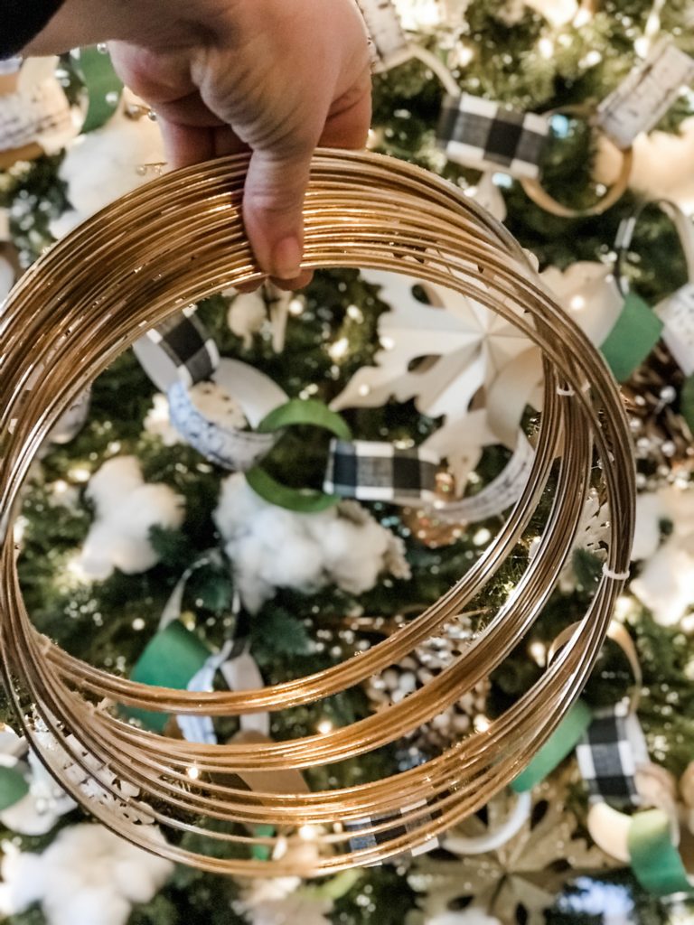 How to Host a Holiday Wreath Making Party