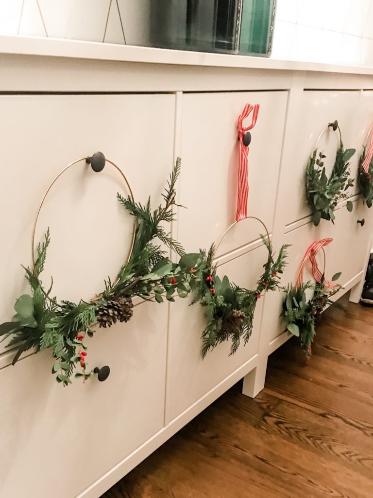 How to Host a Holiday Wreath Making Party